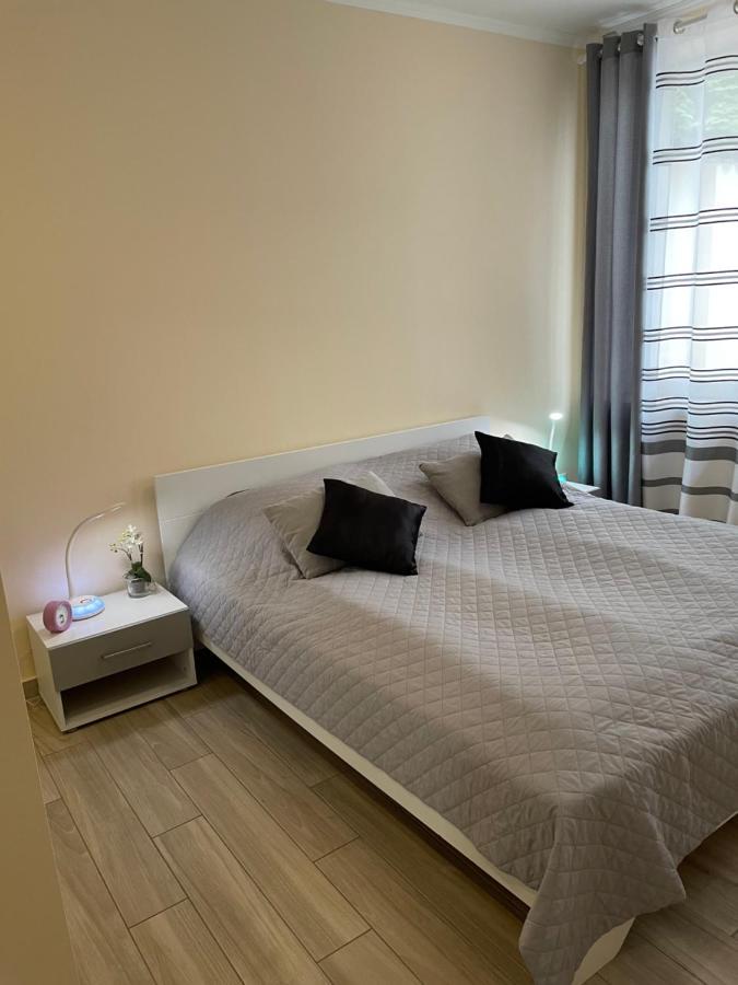 2Raum-Apartment Leznew Leipzig Buitenkant foto